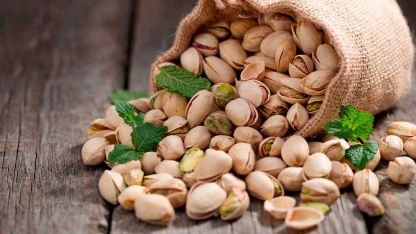 Types of Iranian pistachios and their products Types of Iranian pistachios and their products